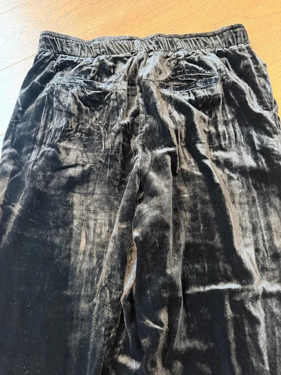 Anthropologie Crushed Velvet High-Rise Wide-Leg Black Trouser - Large - C30-035 - Picture 12 of 13